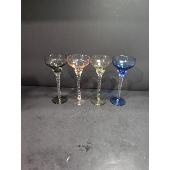 Blefeld Italian Glass Twisted Stem Champagne Glasses, Set Of 4 Elegant Drinkware - Picture 3 of 9